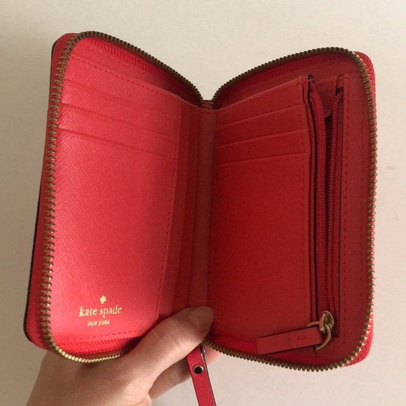 Kate Spade Wallet - Picture 3 of 5